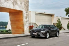 Toyota Camry Hybrid 2019