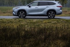 Toyota Highlander Hybrid 2021
