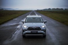Toyota Highlander Hybrid 2021