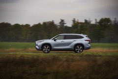 Toyota Highlander Hybrid 2021