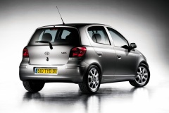 toyota_yaris_5-door_10