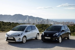 Toyota Yaris Hybrid 2012