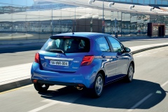 Toyota Yaris Hybrid 2014