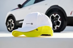 Oblečení Opel