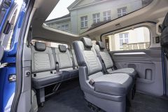 Volkswagen Caravelle 2024