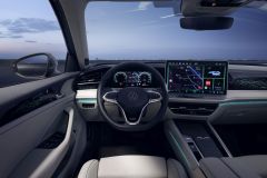 Volkswagen Passat Variant 2023 interiér