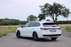 Volkswagen Passat R-Line 2.0 TDI DSG (2024)