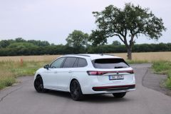 Volkswagen Passat R-Line 2.0 TDI DSG (2024)