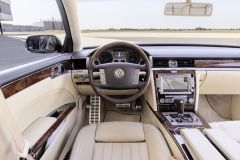 Volkswagen Phaeton interiér