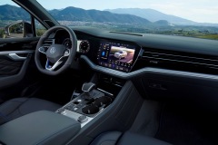 Volkswagen Touareg R 2020
