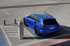 Volkswagen Touareg R 2020
