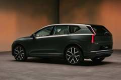 Volvo EX60 2026