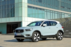 Volvo XC40 D4 Momentum 2017