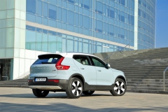 Volvo XC40 D4 Momentum 2017