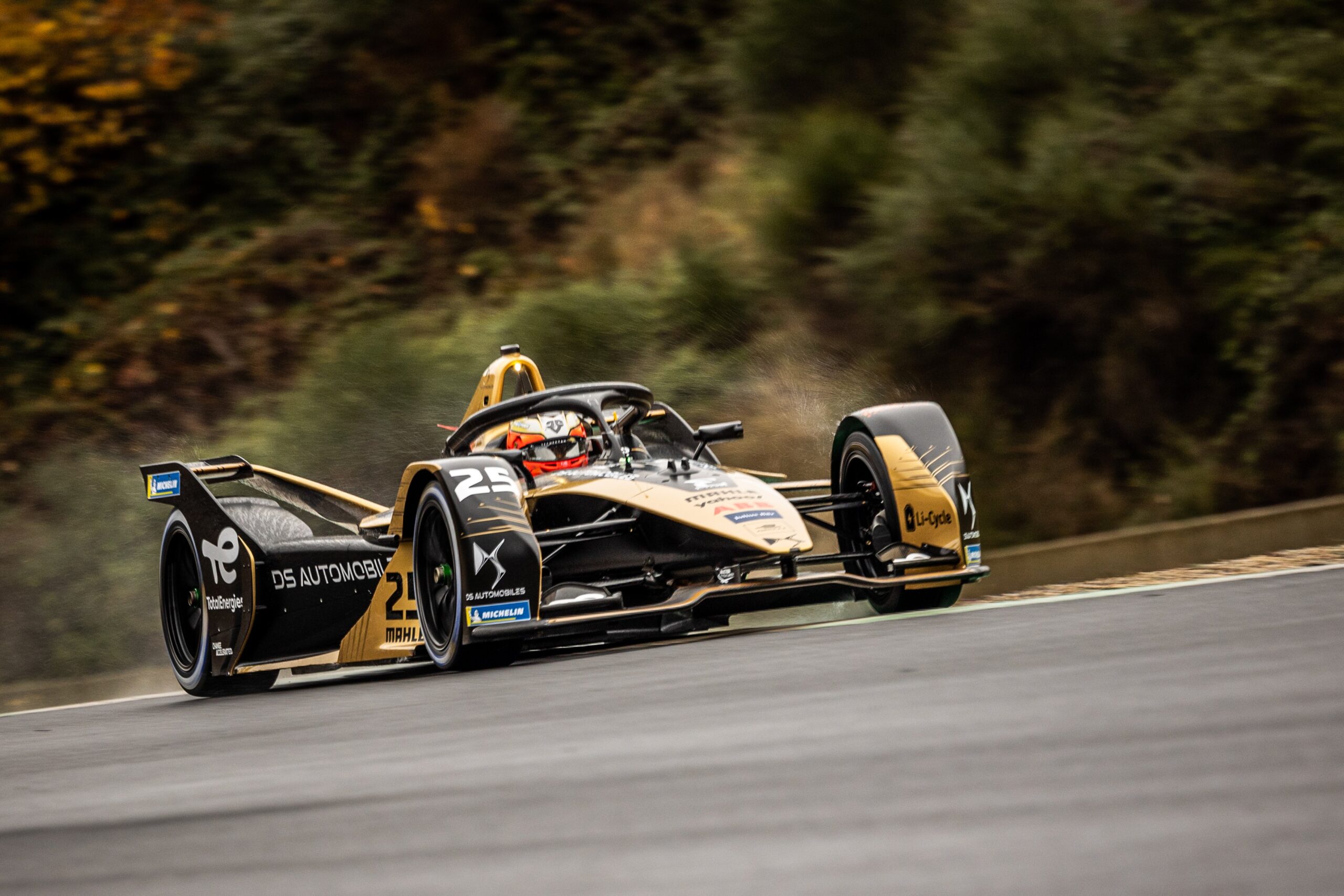 Formule E 2021/2022 za dveřmi: Jezdecké sestavy, kalendář i technika