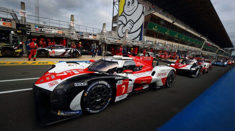 24 hodin Le Mans: Toyota