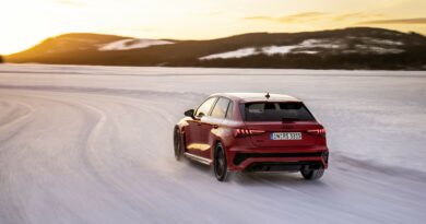 Audi RS 3 na sněhu