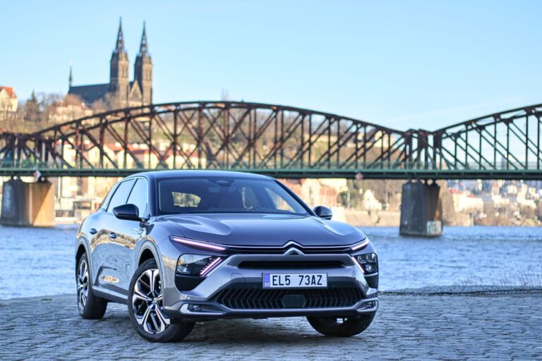 Citroën C5 X Shine Pack Hybrid 225 2022