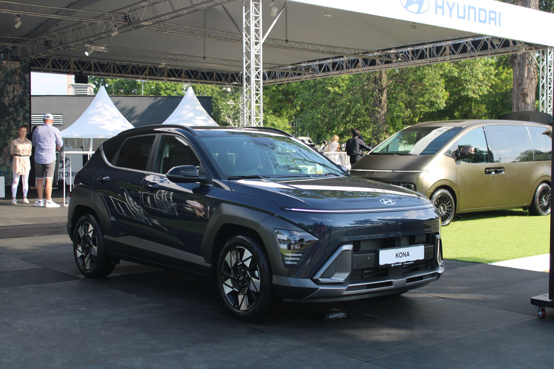 Nový Hyundai Kona zná české ceny. Nabídka je široká