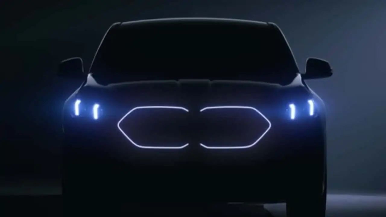BMW X2 2023 teaser