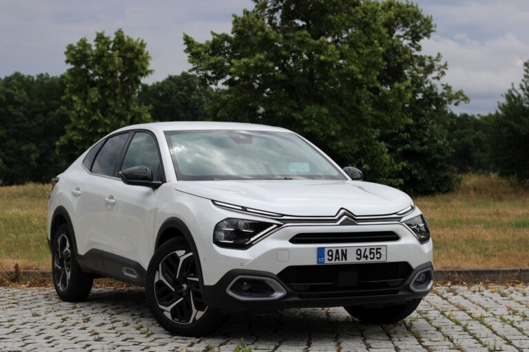 Citroën C4 X Shine 1.5 BlueHDi 2023