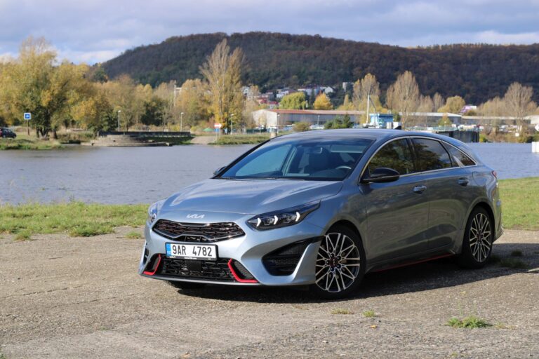 Kia Proceed GT 1.6 T-GDI DCT 2023