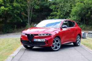 Alfa Romeo Tonale 1.3 Turbo PHEV Tributo Italiano 2025