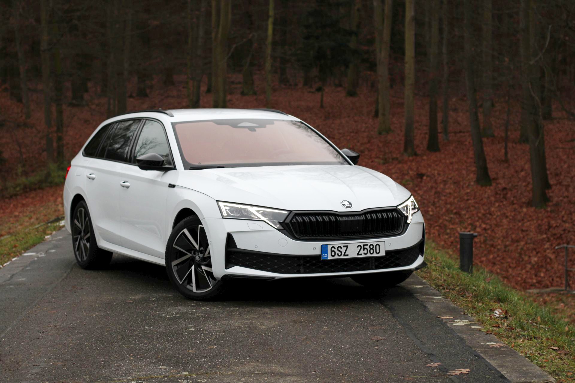 Škoda Octavia Combi Sportline 1.5 TSI 2025