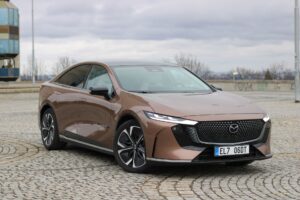 Mazda 6e (190 kW) Takumi Standard Range 2026